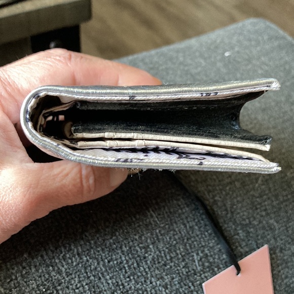 Juicy Couture Metallic Silver Shear Genius Small Structured Bifold. New with tag - Picture 9 of 11